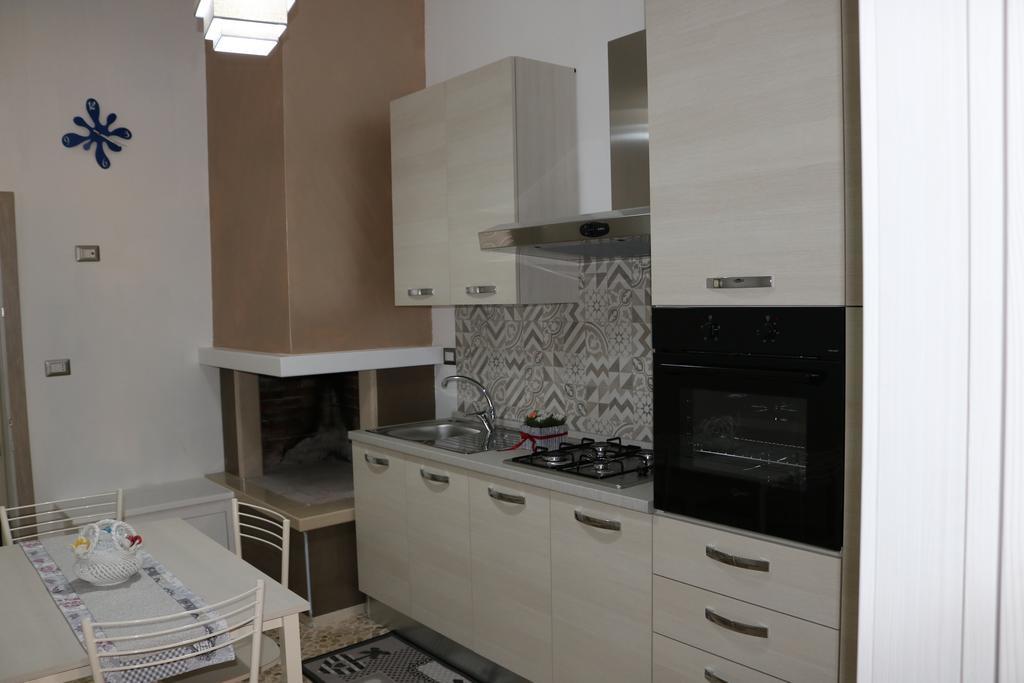Via Bellini 57 Villa Aradeo Luaran gambar